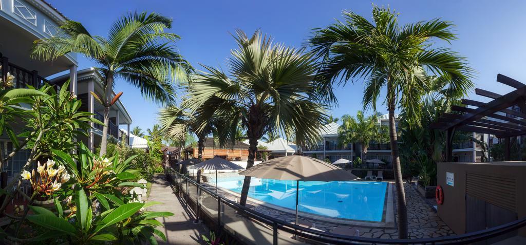 Hotel Les Creoles Сен Жилс ле Бен Екстериор снимка