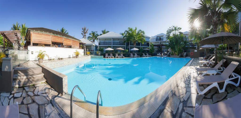 Hotel Les Creoles Сен Жилс ле Бен Екстериор снимка