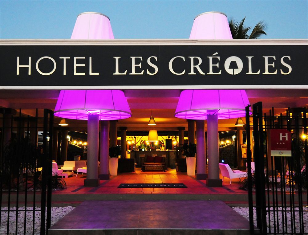 Hotel Les Creoles Сен Жилс ле Бен Екстериор снимка
